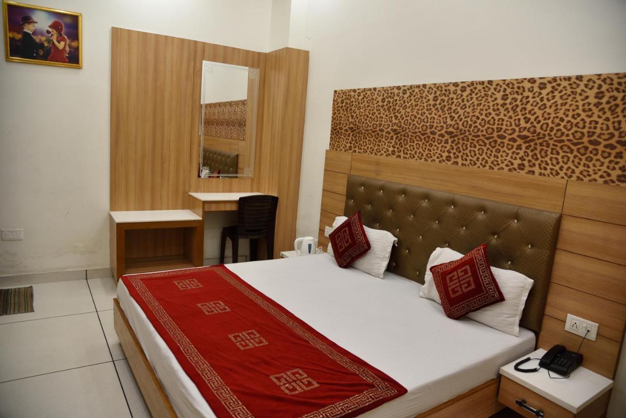 Hotel Robin Inn Amritsar Exteriér fotografie